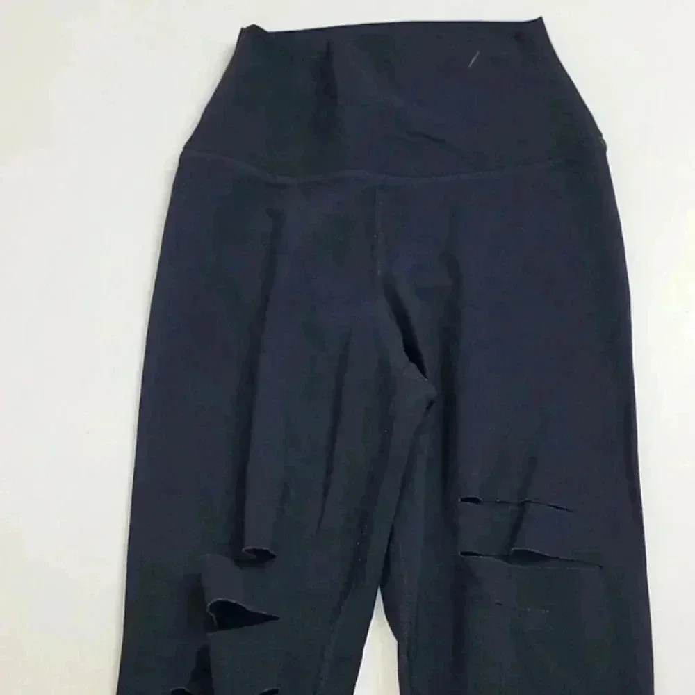 Alo Yoga Ripped Warrior Leggings